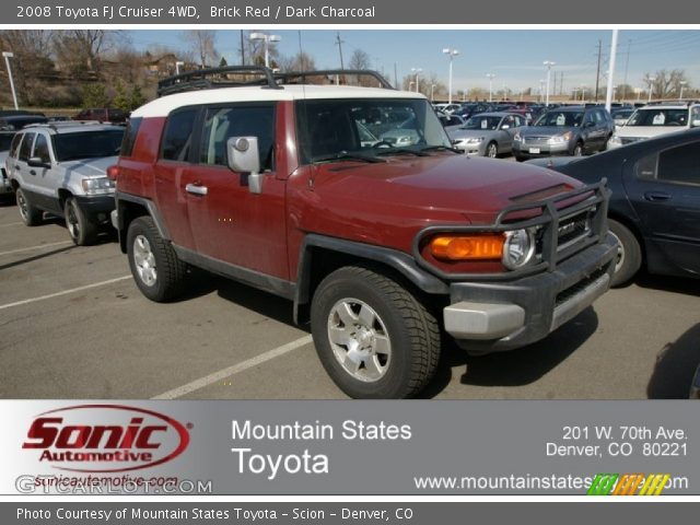 2008 Toyota FJ Cruiser 4WD in Brick Red