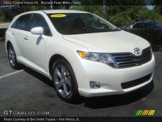 2011 Toyota Venza V6 in Blizzard Pearl White