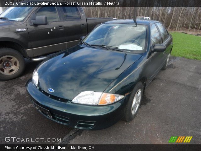 2002 Chevrolet Cavalier Sedan in Forest Green Metallic