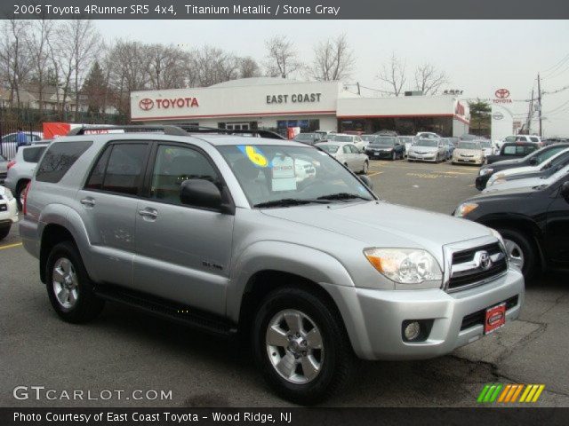 2006 Toyota 4Runner SR5 4x4 in Titanium Metallic