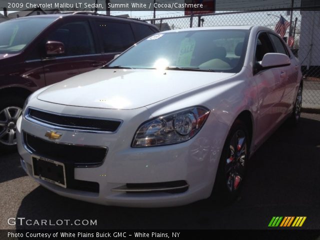 2009 Chevrolet Malibu LT Sedan in Summit White
