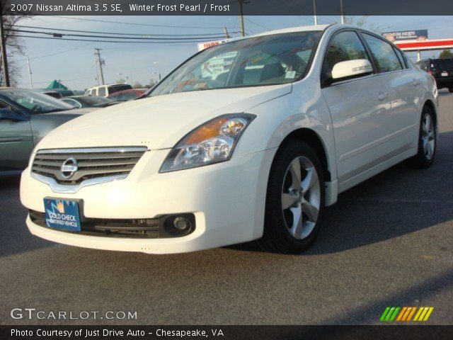 2007 Nissan Altima 3.5 SE in Winter Frost Pearl