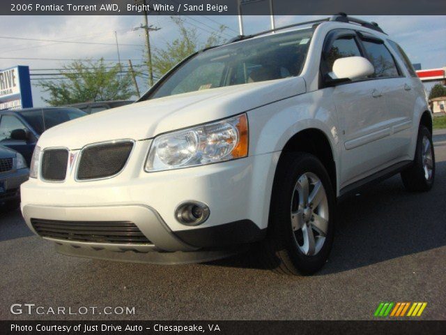 2006 Pontiac Torrent AWD in Bright White