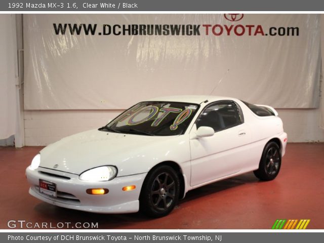 1992 Mazda MX-3 1.6 in Clear White