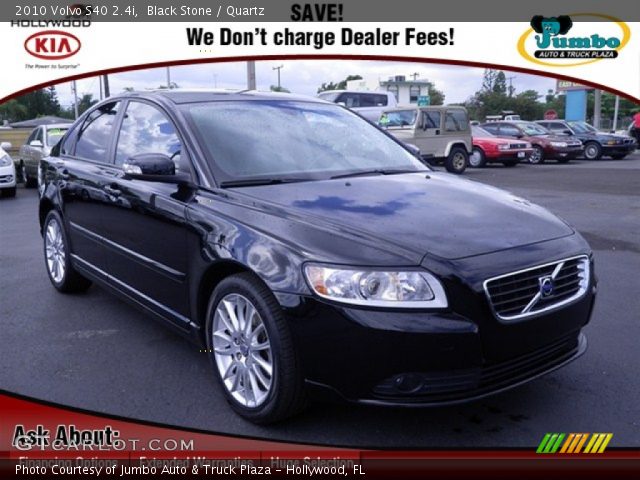 2010 Volvo S40 2.4i in Black Stone