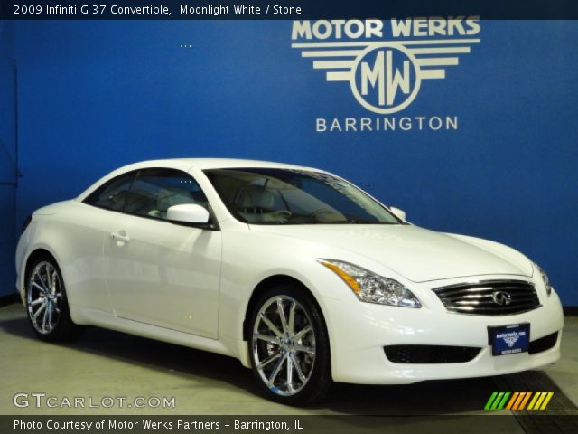 2009 Infiniti G 37 Convertible in Moonlight White