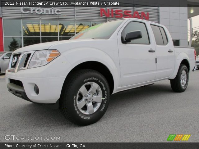 2012 Nissan Frontier SV Crew Cab in Avalanche White
