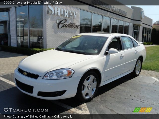 2009 Chevrolet Impala SS in White
