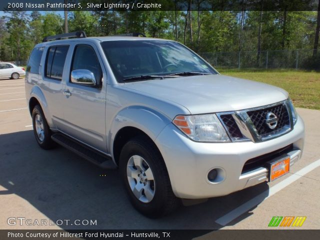 2008 Nissan Pathfinder S in Silver Lightning