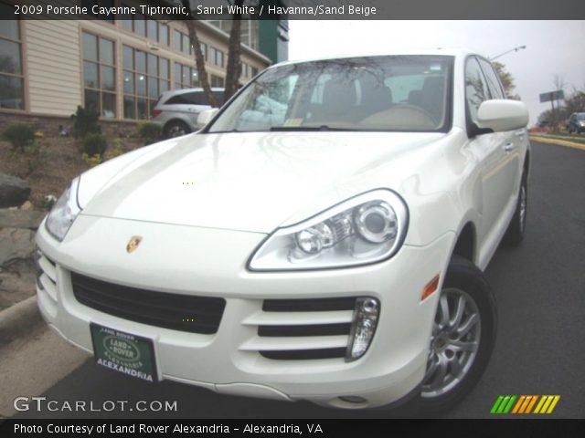 2009 Porsche Cayenne Tiptronic in Sand White