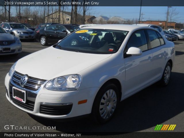 2009 Volkswagen Jetta S Sedan in Candy White