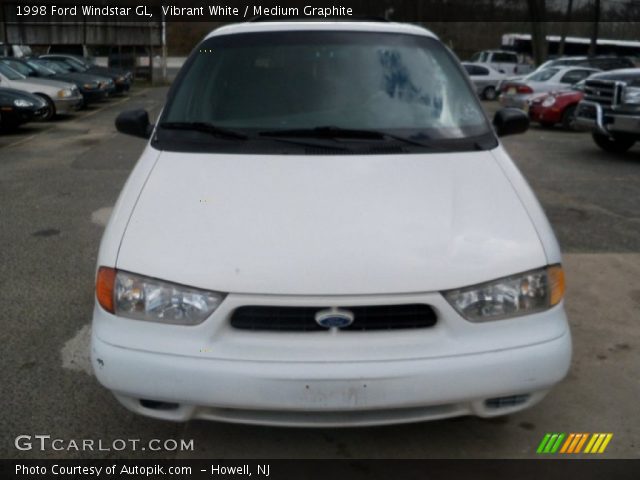 1998 Ford Windstar GL in Vibrant White