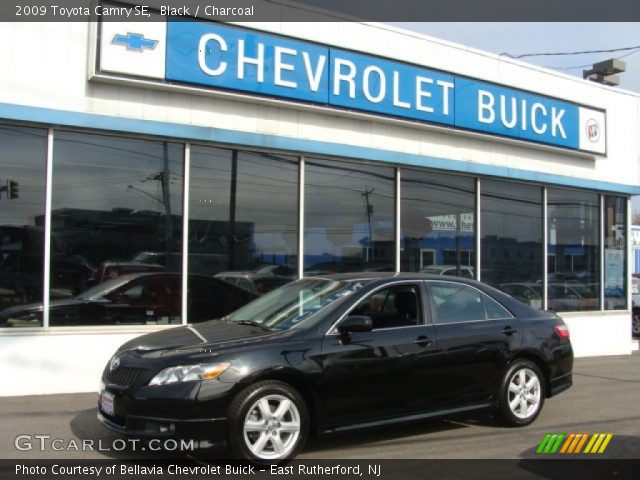 2009 Toyota Camry SE in Black