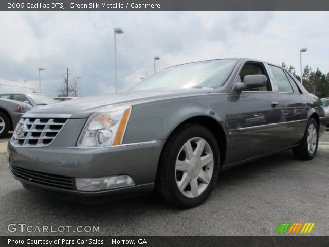 2006 Cadillac DTS  in Green Silk Metallic