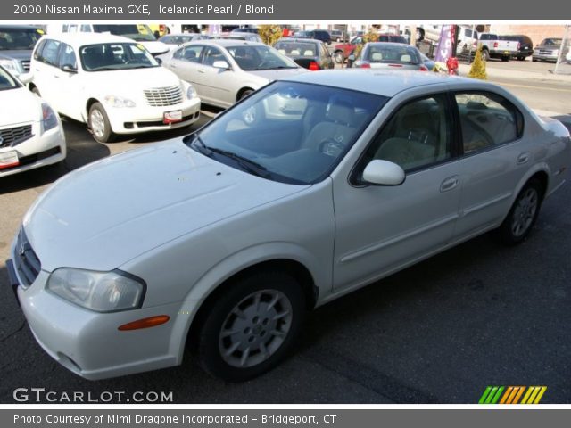 2000 Nissan Maxima GXE in Icelandic Pearl