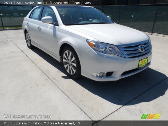 2011 Toyota Avalon Limited in Blizzard White Pearl