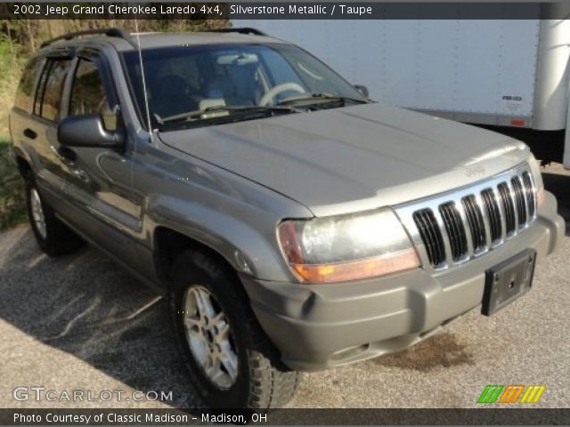 2002 Jeep Grand Cherokee Laredo 4x4 in Silverstone Metallic