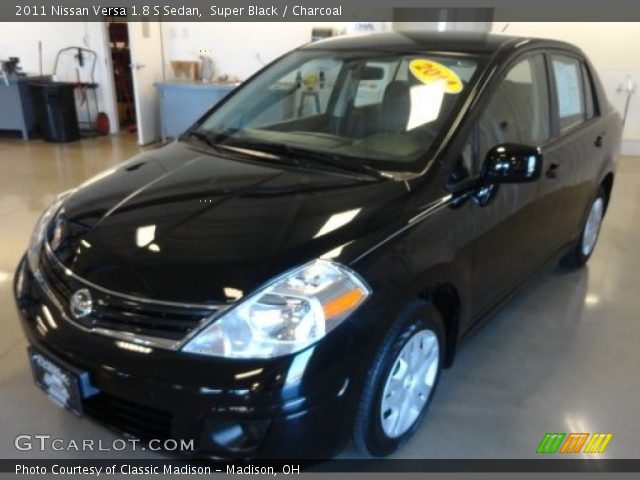2011 Nissan Versa 1.8 S Sedan in Super Black