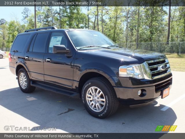 2012 Ford Expedition XLT in Tuxedo Black Metallic