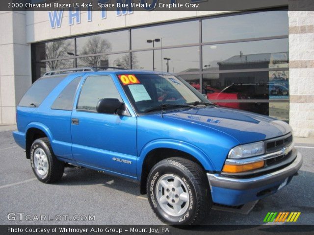 2000 Chevrolet Blazer LS 4x4 in Space Blue Metallic