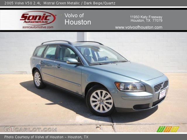 2005 Volvo V50 2.4i in Mistral Green Metallic