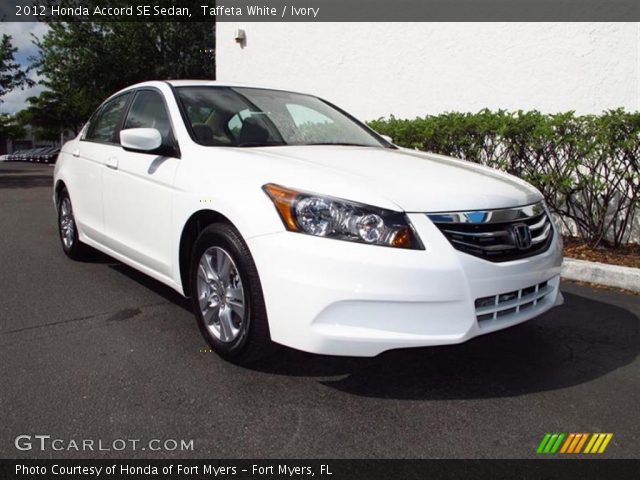2012 Honda Accord SE Sedan in Taffeta White