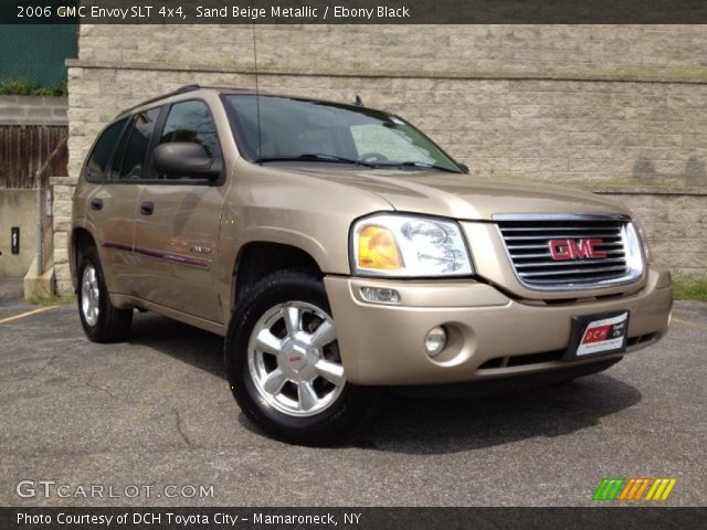2006 GMC Envoy SLT 4x4 in Sand Beige Metallic