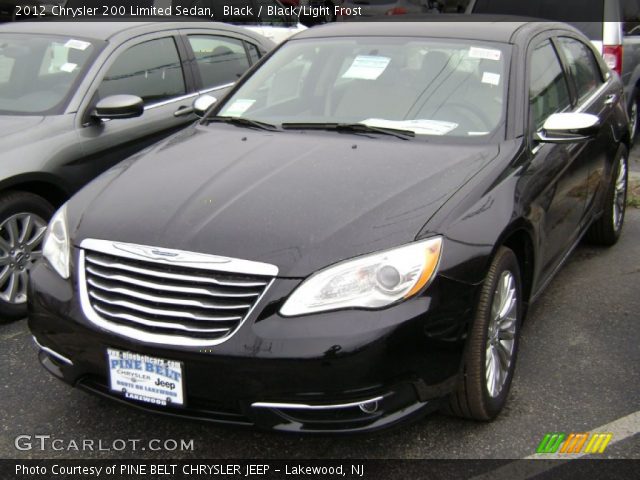 2012 Chrysler 200 Limited Sedan in Black