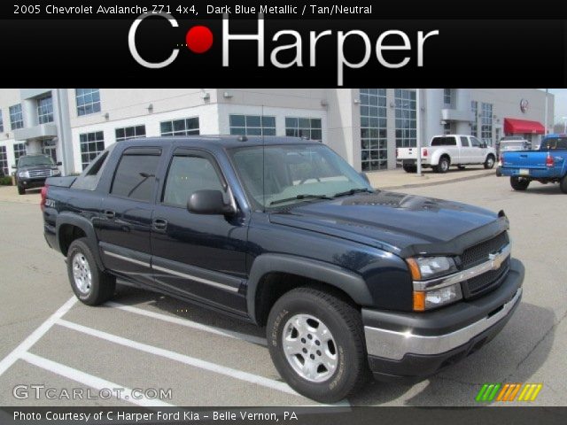 2005 Chevrolet Avalanche Z71 4x4 in Dark Blue Metallic