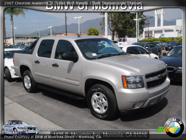 2007 Chevrolet Avalanche LS in Silver Birch Metallic