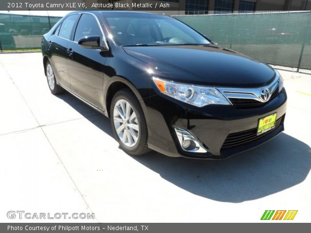 2012 Toyota Camry XLE V6 in Attitude Black Metallic