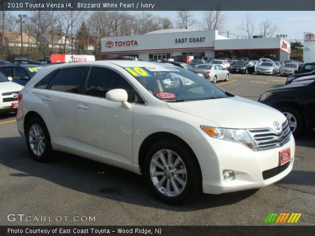 2010 Toyota Venza I4 in Blizzard White Pearl