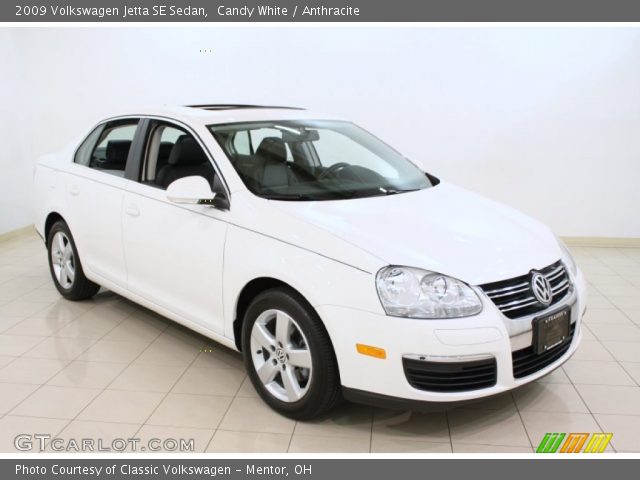 2009 Volkswagen Jetta SE Sedan in Candy White