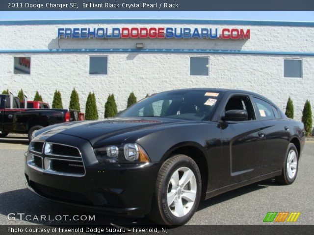 2011 Dodge Charger SE in Brilliant Black Crystal Pearl