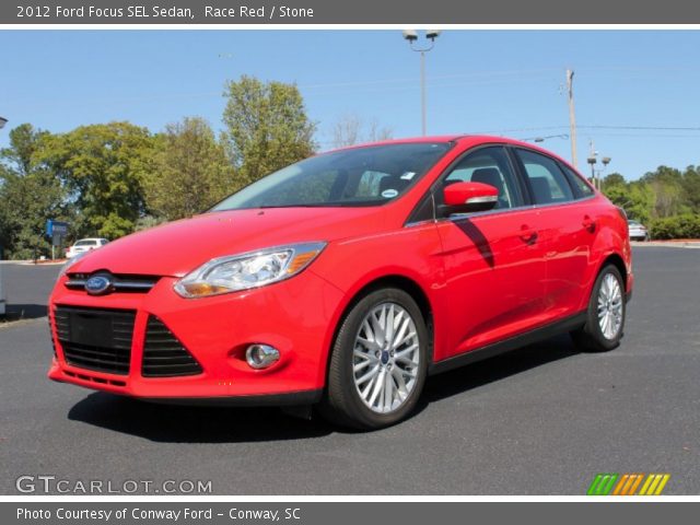 2012 Ford Focus SEL Sedan in Race Red