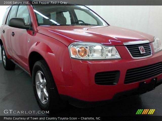 2006 Saturn VUE  in Chili Pepper Red