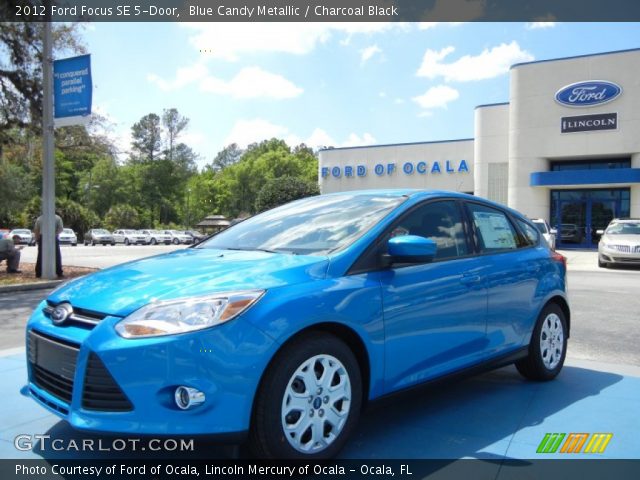 2012 Ford Focus SE 5-Door in Blue Candy Metallic