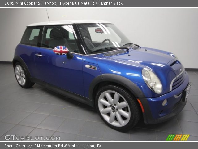 2005 Mini Cooper S Hardtop in Hyper Blue Metallic