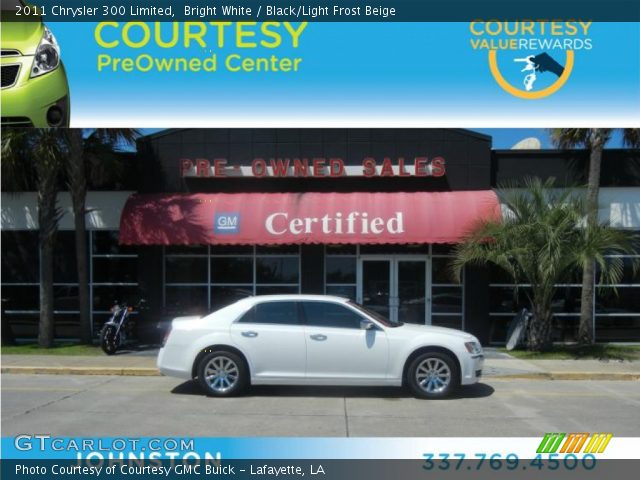 2011 Chrysler 300 Limited in Bright White