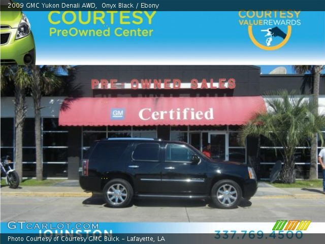 2009 GMC Yukon Denali AWD in Onyx Black