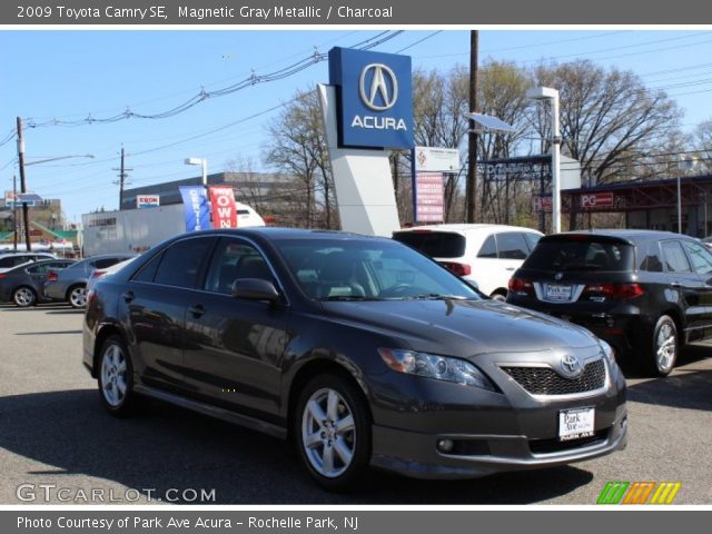 2009 Toyota Camry SE in Magnetic Gray Metallic