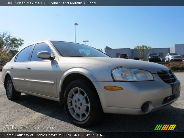 2000 Nissan Maxima GXE in Sunlit Sand Metallic
