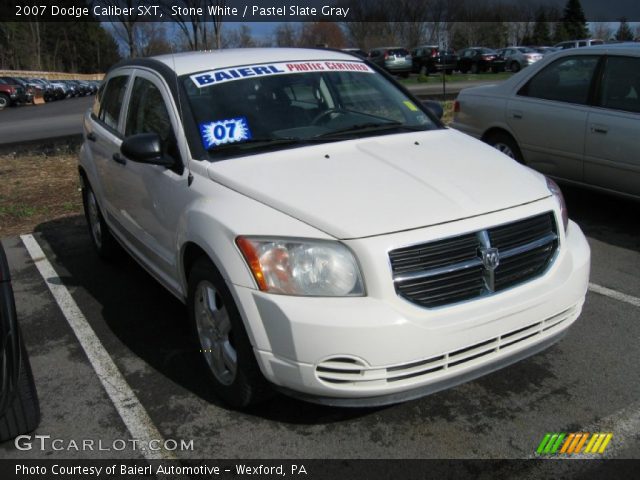 2007 Dodge Caliber SXT in Stone White
