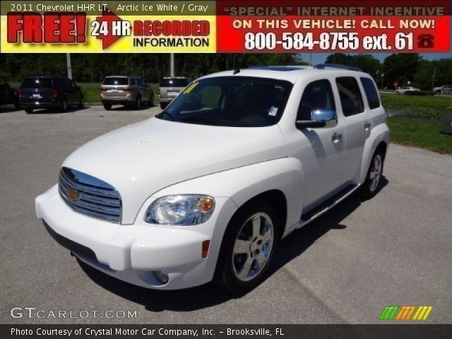 2011 Chevrolet HHR LT in Arctic Ice White