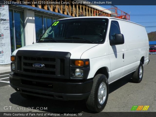 2012 Ford E Series Van E250 Extended Cargo in Oxford White