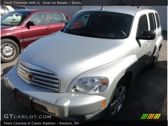 2009 Chevrolet HHR LS in Silver Ice Metallic