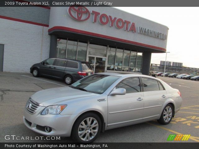 2009 Toyota Avalon XLS in Classic Silver Metallic