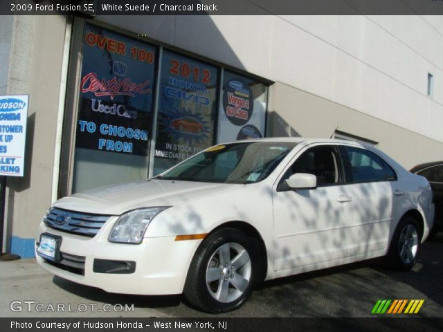 2009 Ford Fusion SE in White Suede