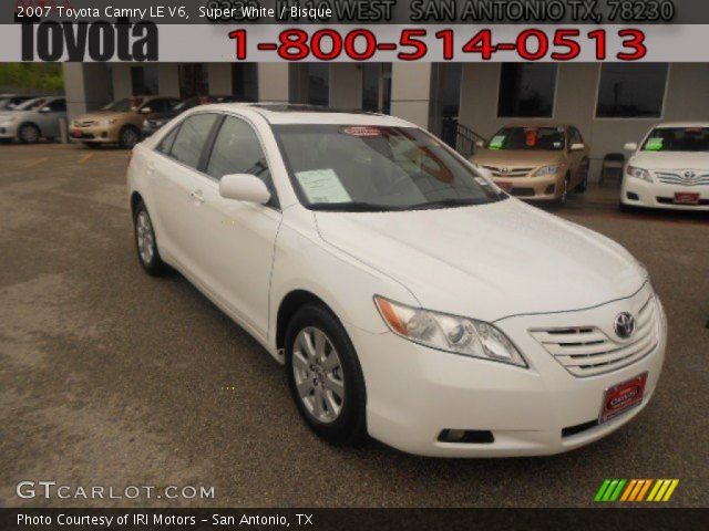 2007 Toyota Camry LE V6 in Super White
