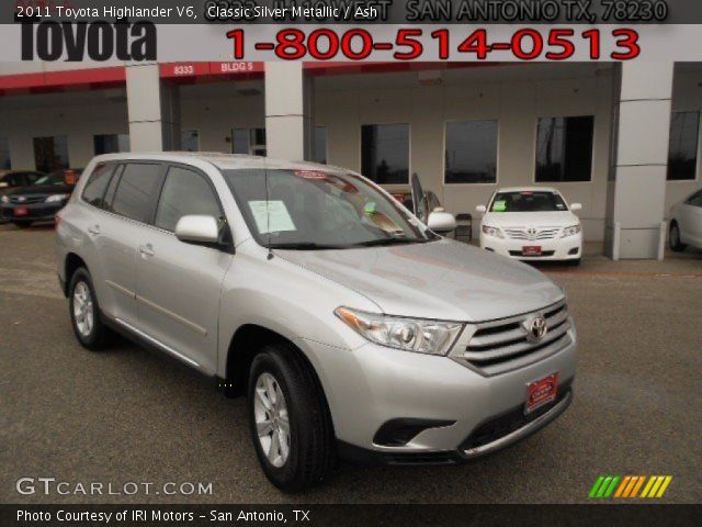 2011 Toyota Highlander V6 in Classic Silver Metallic